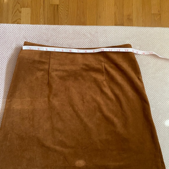NWT Banana Republic wrap skirt - Picture 6 of 10